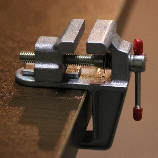 1752911925423657.jpg Clamp.jpg